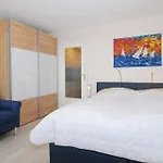 Metropol, Whg 143, Landseite