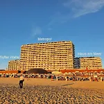 Metropol, Whg 143, Landseite